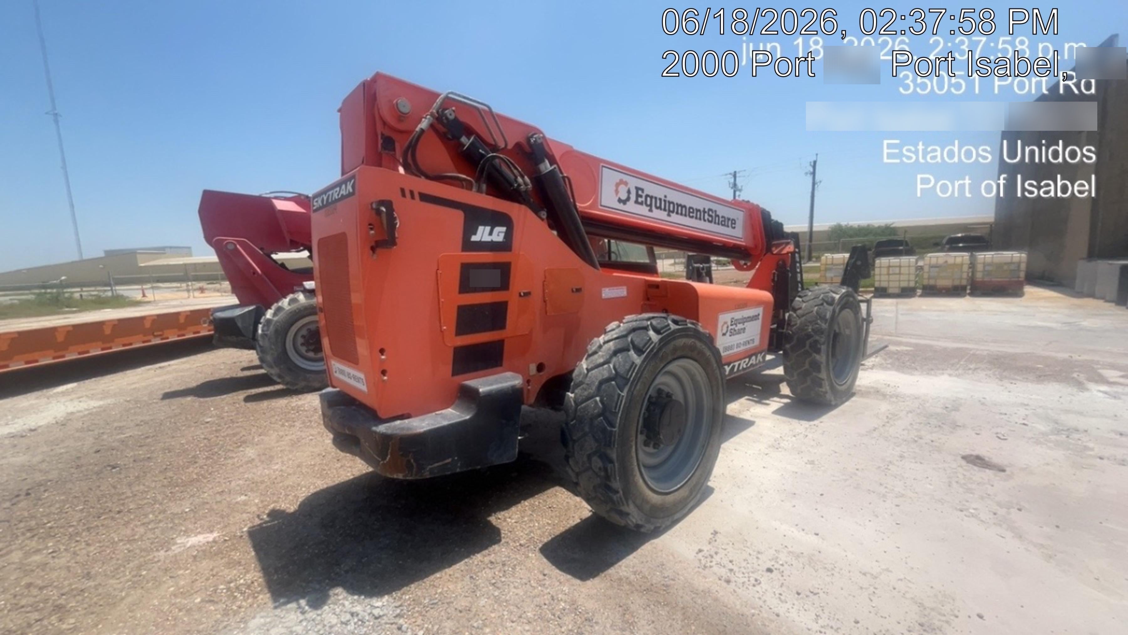 2021 JLG 12054