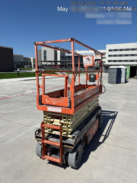 2023 JLG ES2632