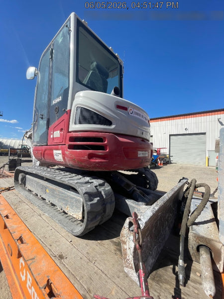 2023 TAKEUCHI TB250-2CR