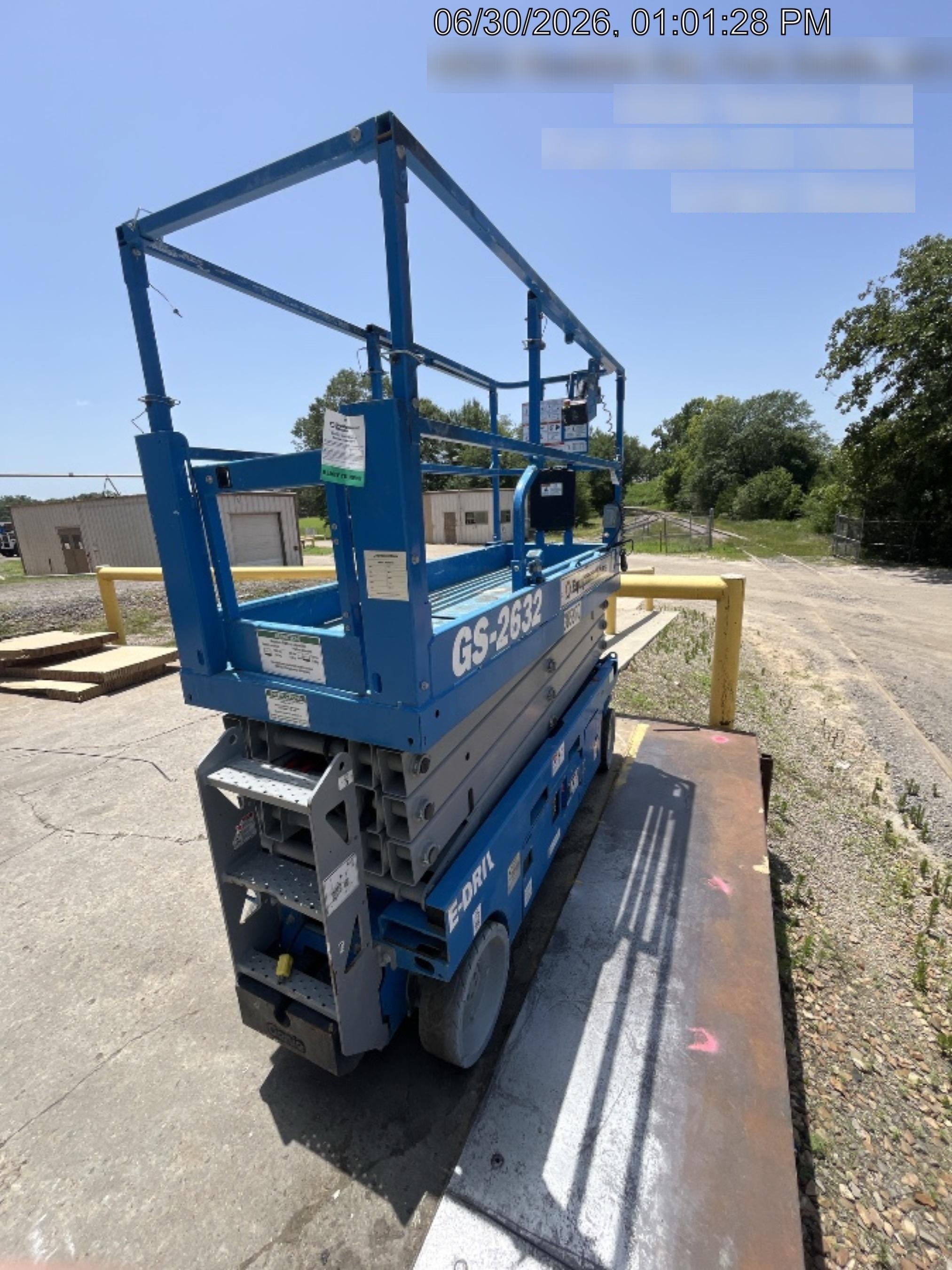 2023 GENIE GS-2632