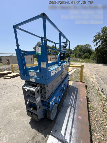 2023 GENIE GS-2632