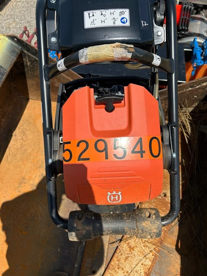 2025 HUSQVARNA LT6005