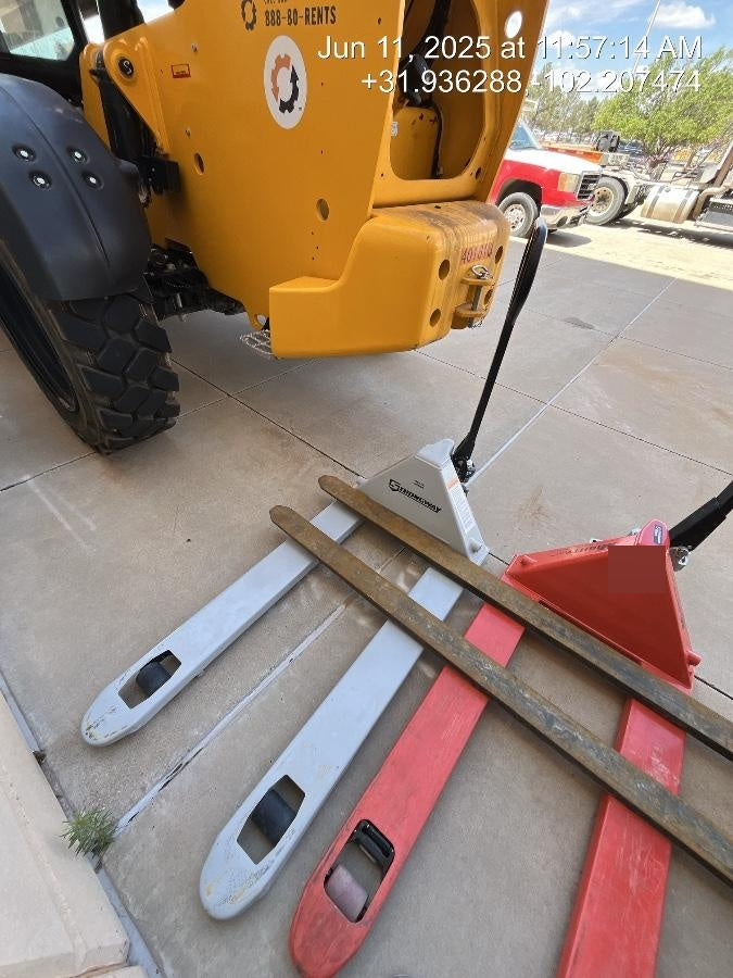 2023 STRONGWAY 5500 lb Pallet Jack