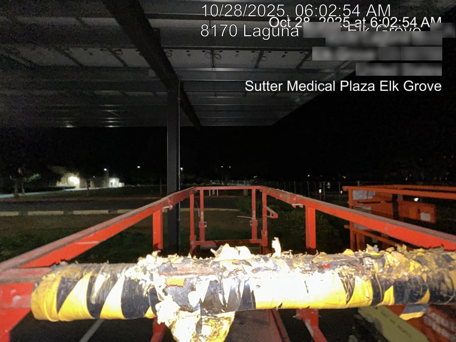 2020 Skyjack SJIII-3219 Solid NM Tires, Half height spring hinged entry gate, Dual Beacons, 800W Inverter