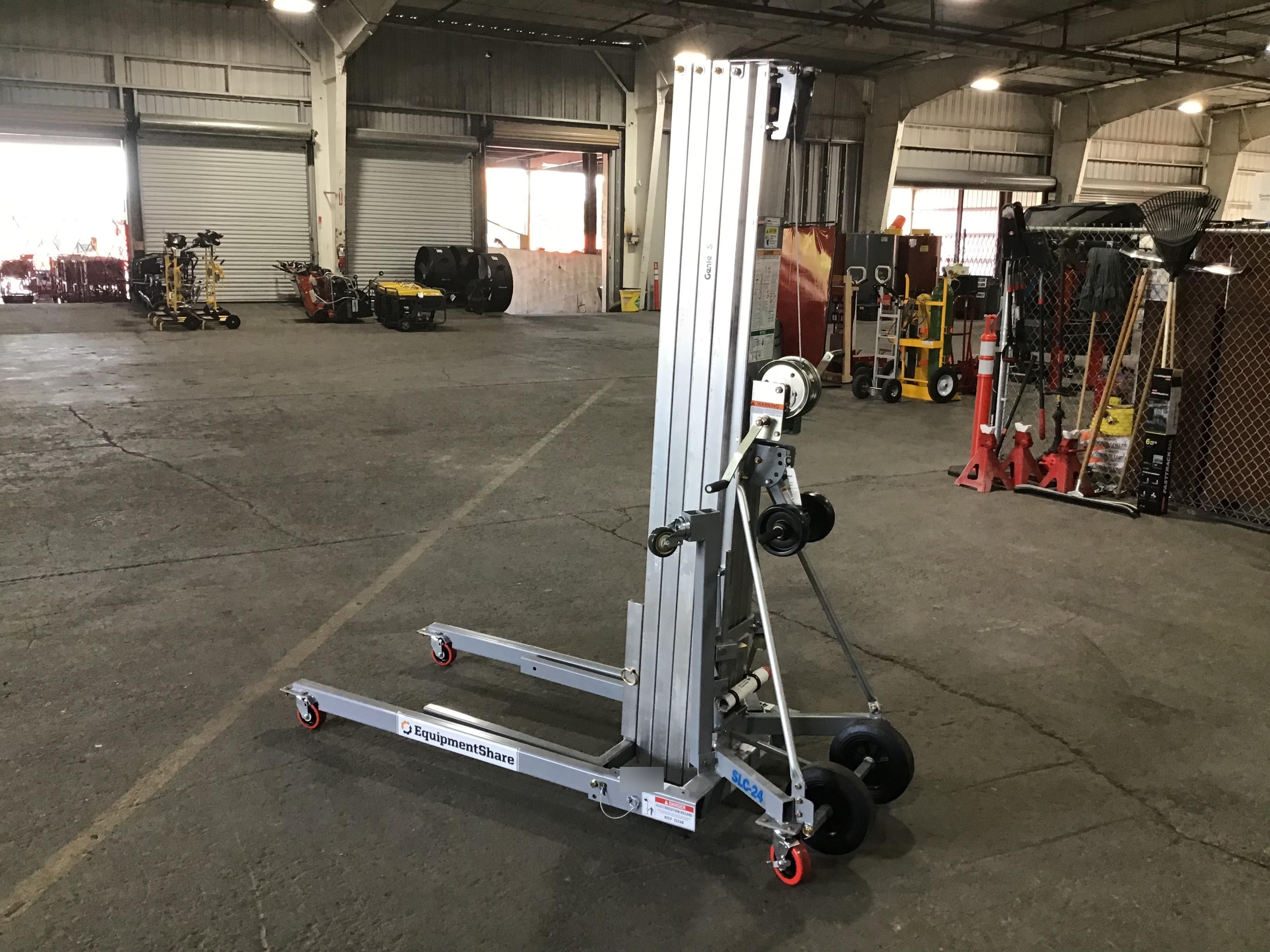 2019 GENIE SLC-24