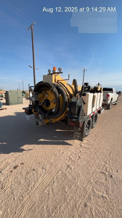 2022 Vac-Tron LP573XDT T4 Koehler Diesel Engine, 500 Gallon Debris Tank, x2 100 Gallon Water Tanks