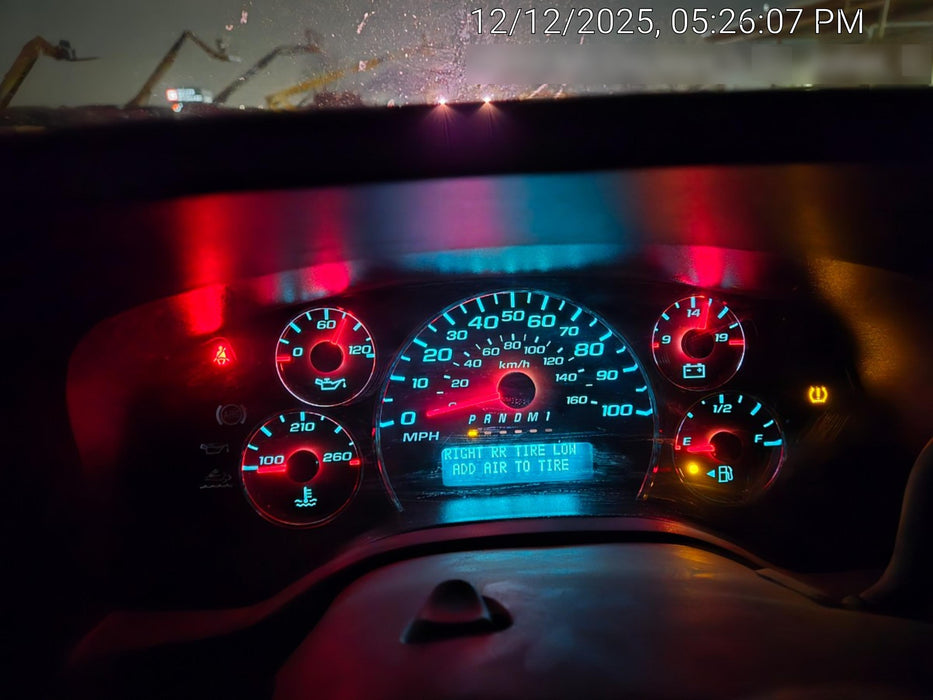 2023 CHEVROLET Express Van - Rental