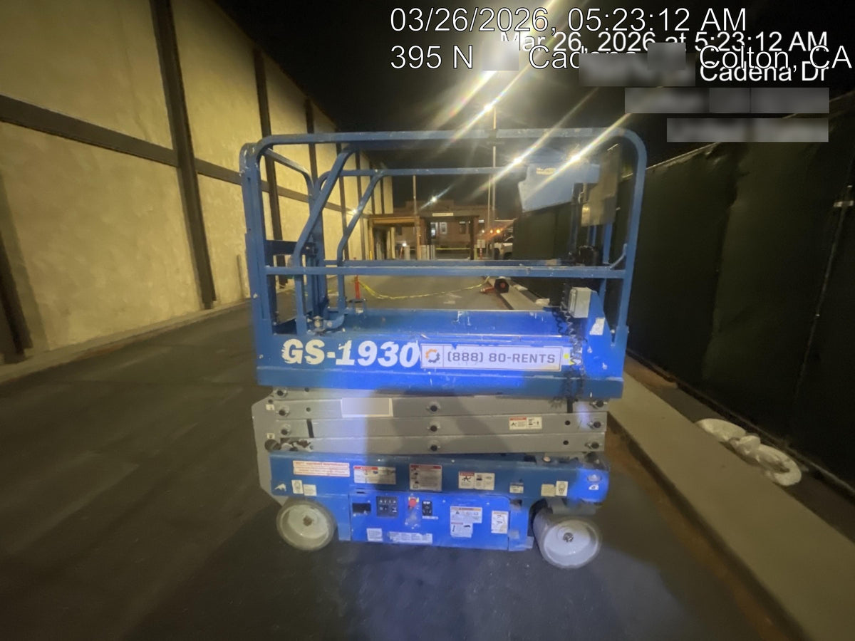 2019 Genie GS-1930 Half Height Swing Gate, 800W Inverter