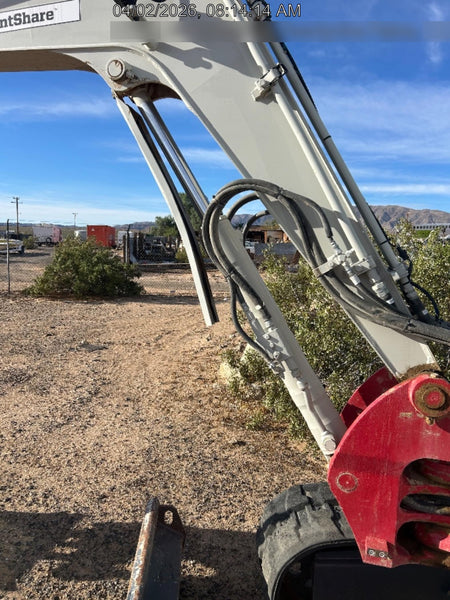 2023 TAKEUCHI TB250-2CR