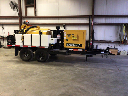 2021 VAC-TRON LP573XDT