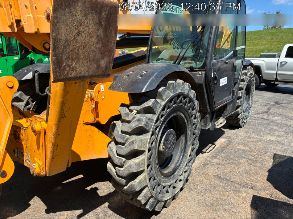 2020 JCB 510-56