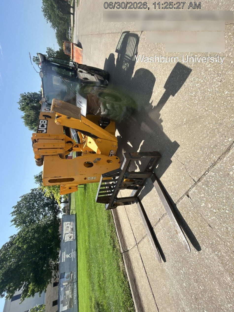2022 JCB 510-56