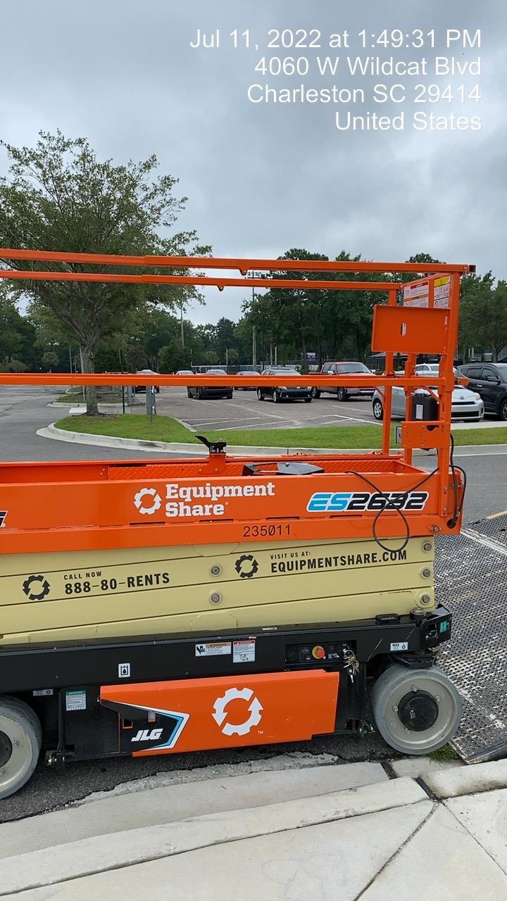 2022 JLG ES2632
