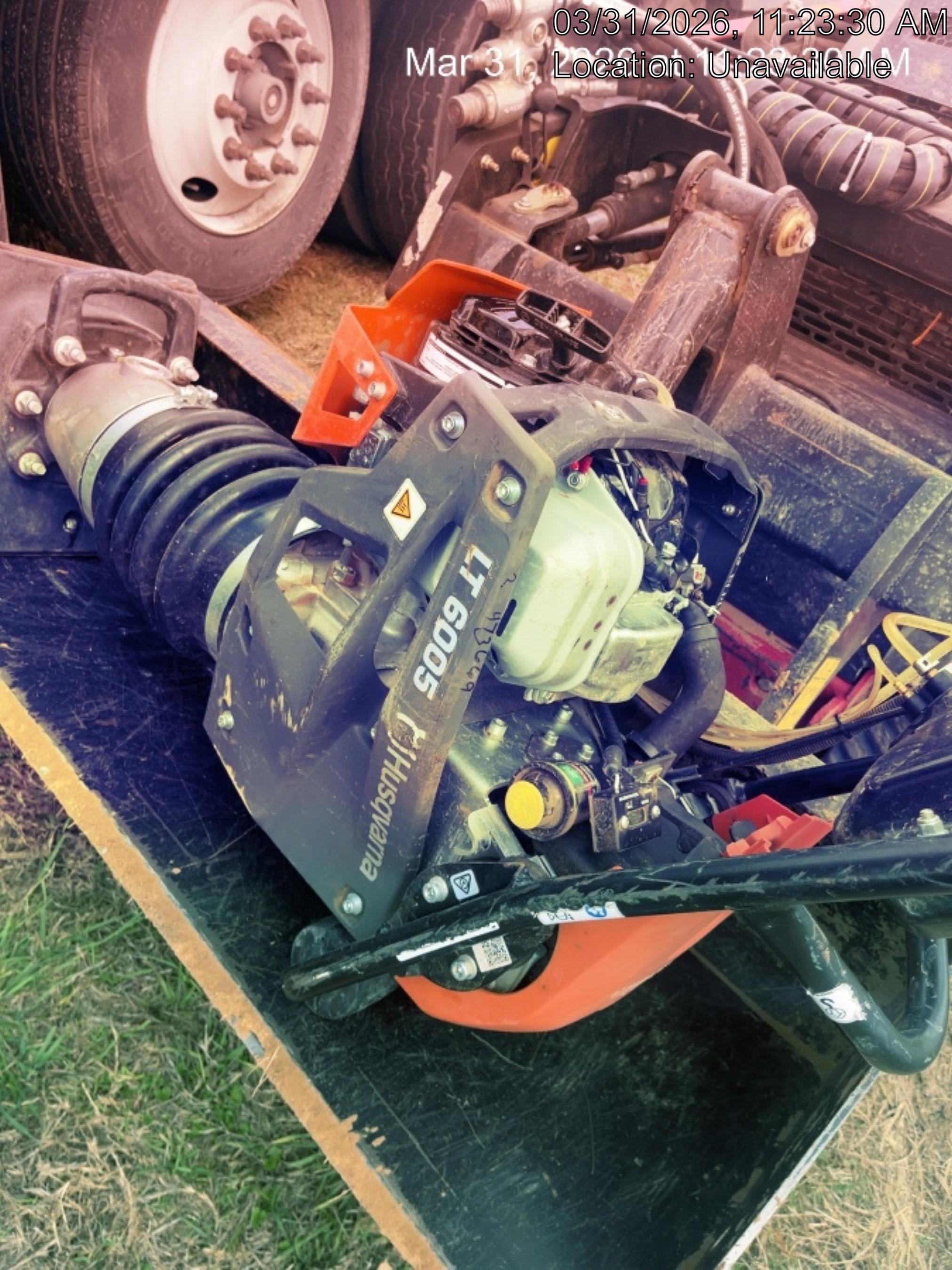 2024 HUSQVARNA LT6005