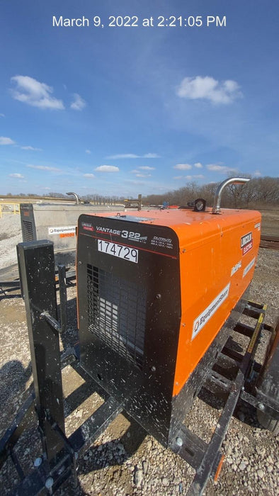 2021 Lincoln Electric Vantage 322 Vantage 322 Ready Pak 3 w/ Decals, ORANGE (includes trailer, cable rack, fender light kit) NO Telematics