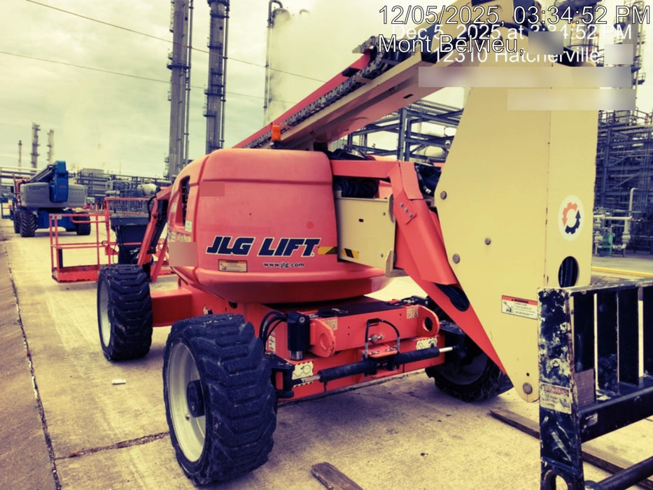2019 JLG 600AJ