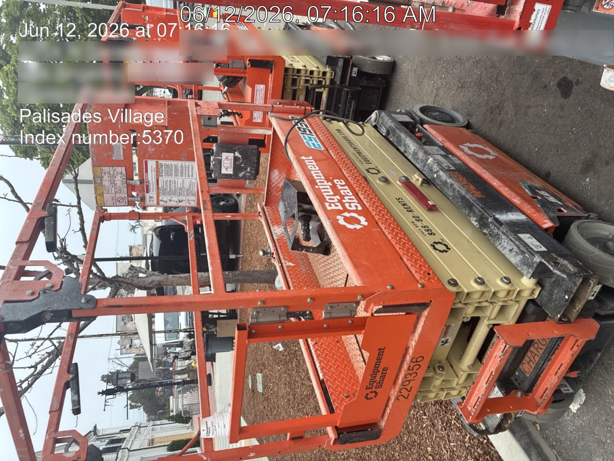2022 JLG ES1932
