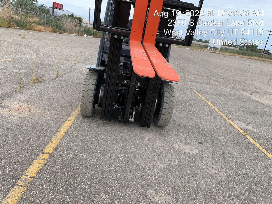 2022 TOYOTA 50-8FGU25