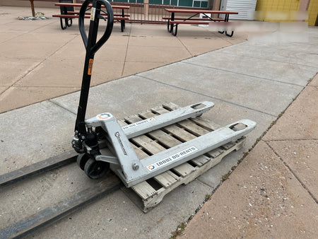 2022 STRONGWAY 4400 lb Pallet Jack