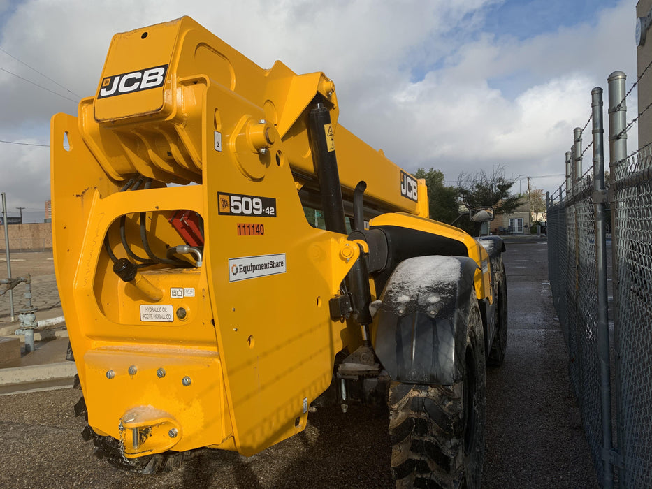2020 JCB 509-42 Cab/Heat/Air, Solid Tires, Work Lights, Beacon, Aux Hydraulics, Back up Alarm, Lifting Eye, ES Decals