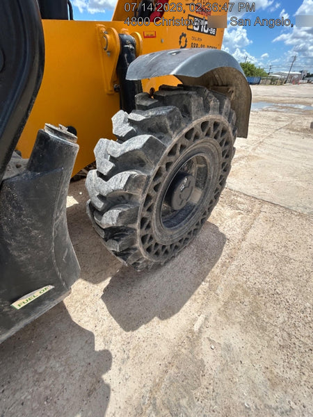 2023 JCB 510-56