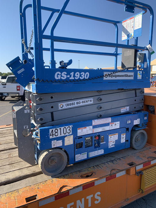 2019 Genie GS-1930 Fixed Rails with Chain Entry