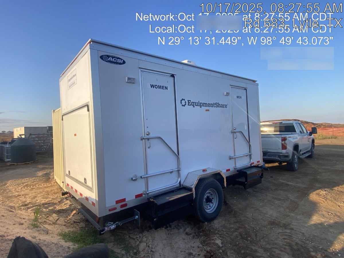 2025 NATIONAL RESTROOM TRAILERS NRT4MDS