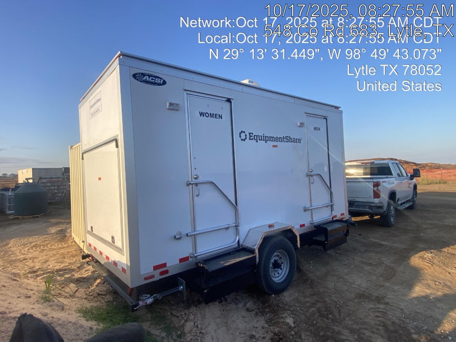 2025 NATIONAL RESTROOM TRAILERS NRT4MDS