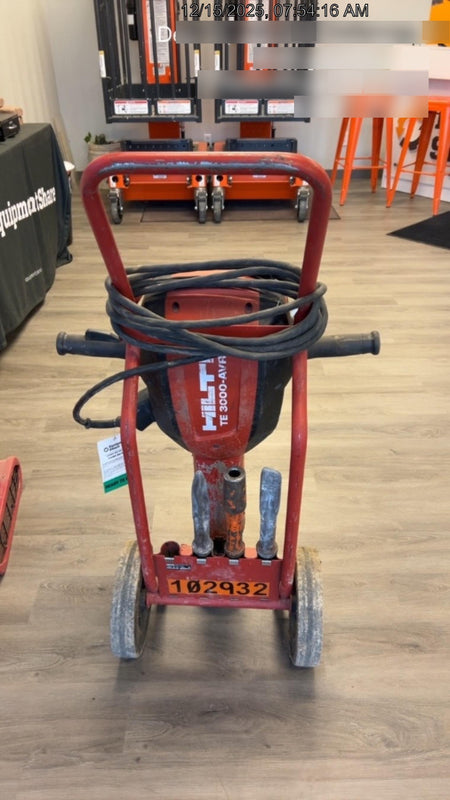 2020 HILTI TE 3000-AVR