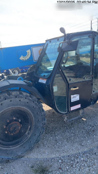 2019 Genie GTH-636 Cab/Heat/AC, Solid RT Tires, LED Work Lights, Beacon 60" QA Carriage, 48" Forks