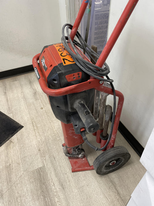 2020 HILTI TE 3000-AVR