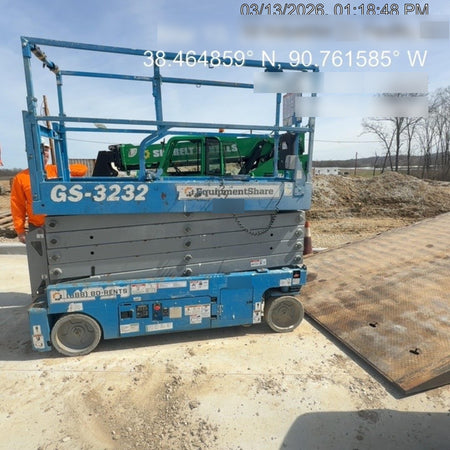 2018 GENIE GS-3232