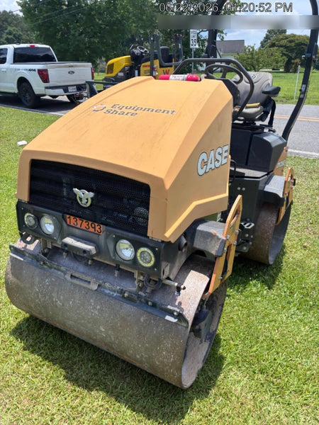 2021 CASE DV26E