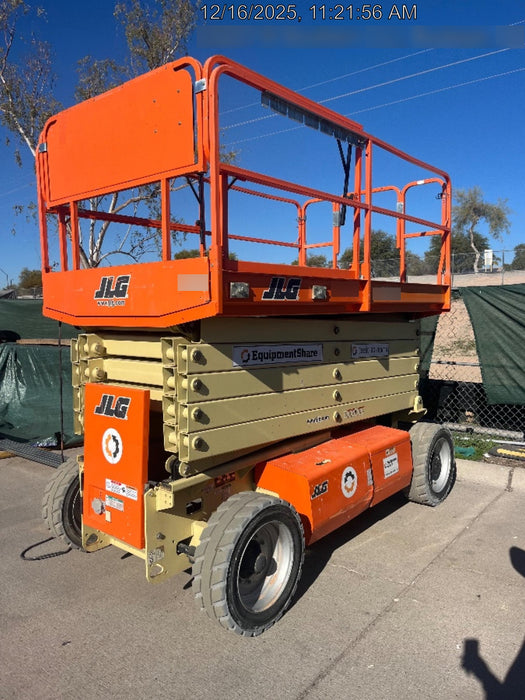2019 JLG 4069LE