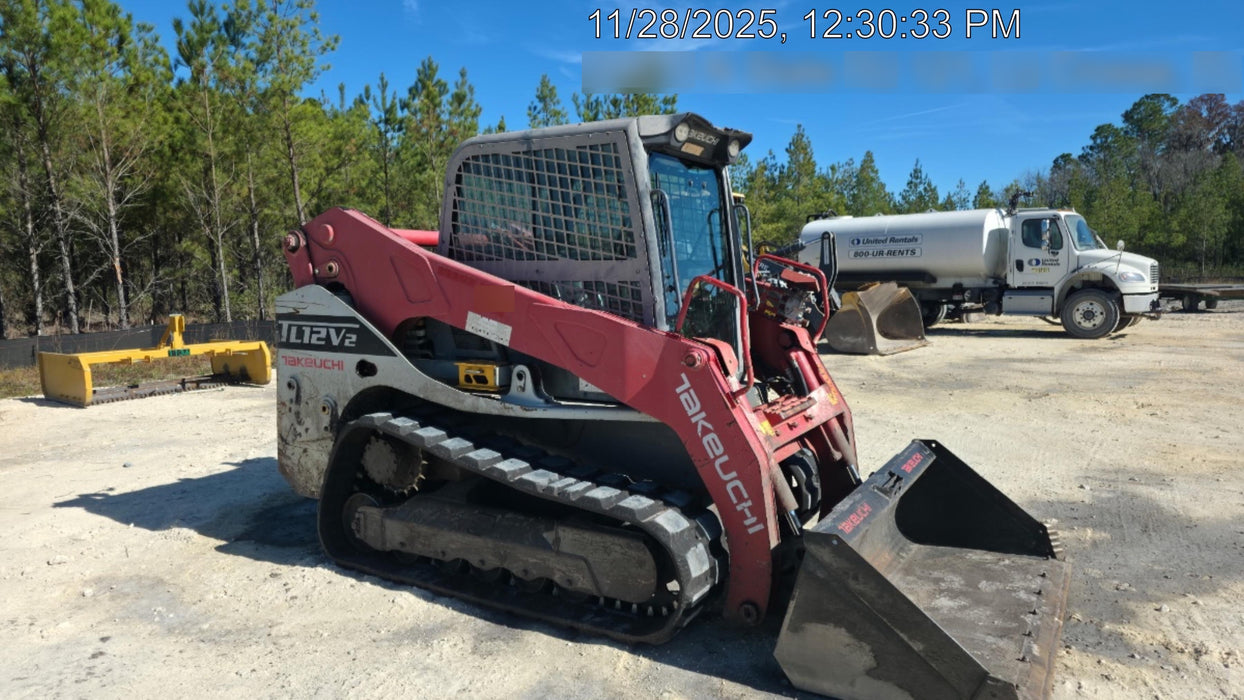 2018 TAKEUCHI TL12V2-CR