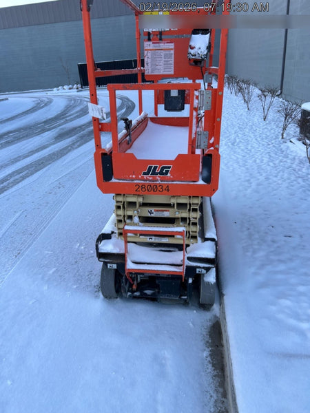 2022 JLG ES1932