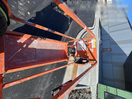 2022 JLG ES1932
