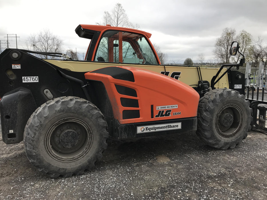 2019 JLG 1644