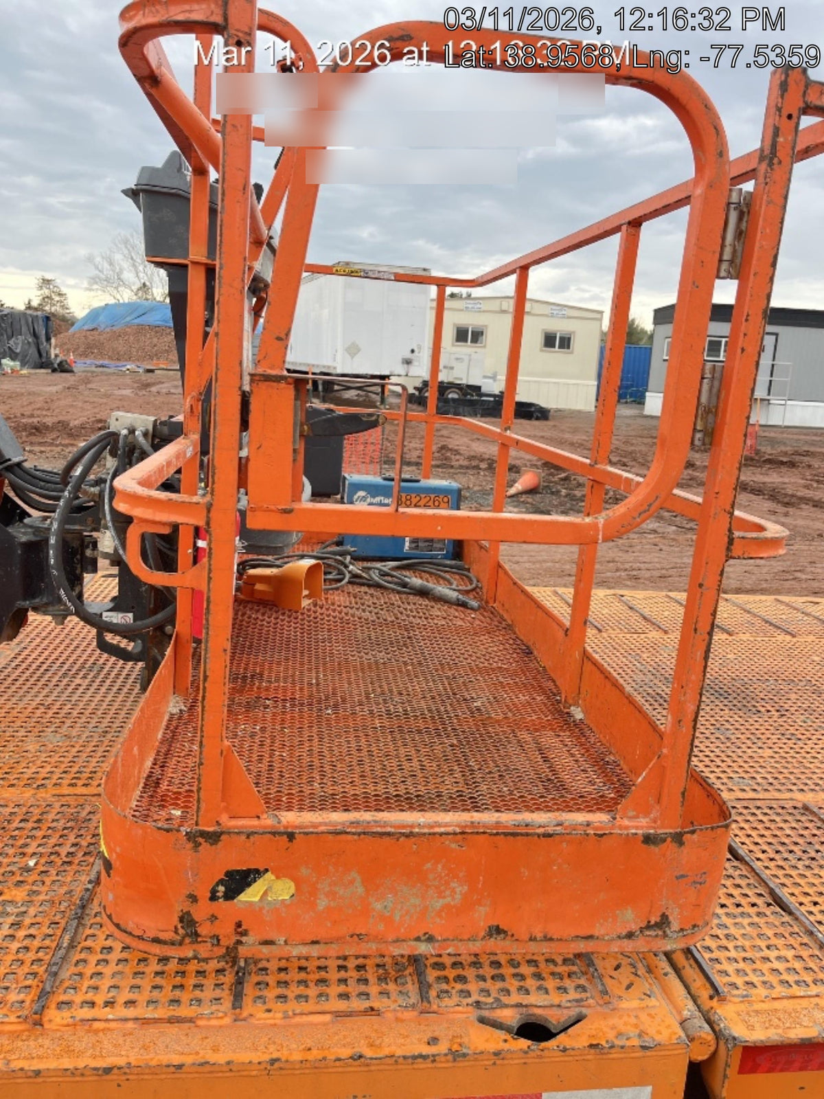 2022 JLG 660SJ