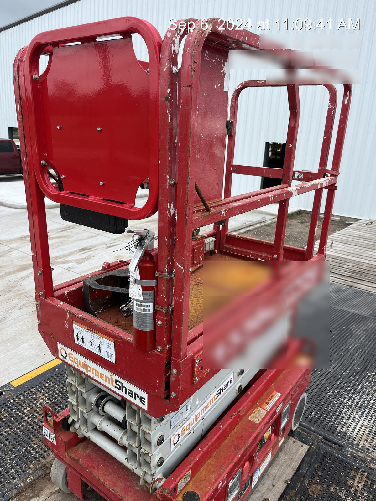 2019 MEC 1330SE MEC 1330SE w/ES Track Hardware, Full Extended 2 Year Warranty