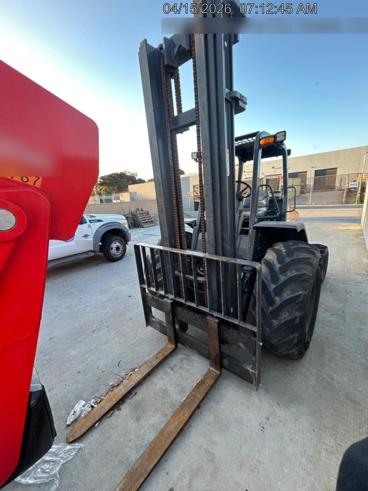 2023 CASE 588H