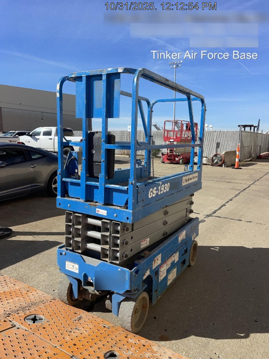 2019 Genie GS-1930 Fixed rails with chain Entry