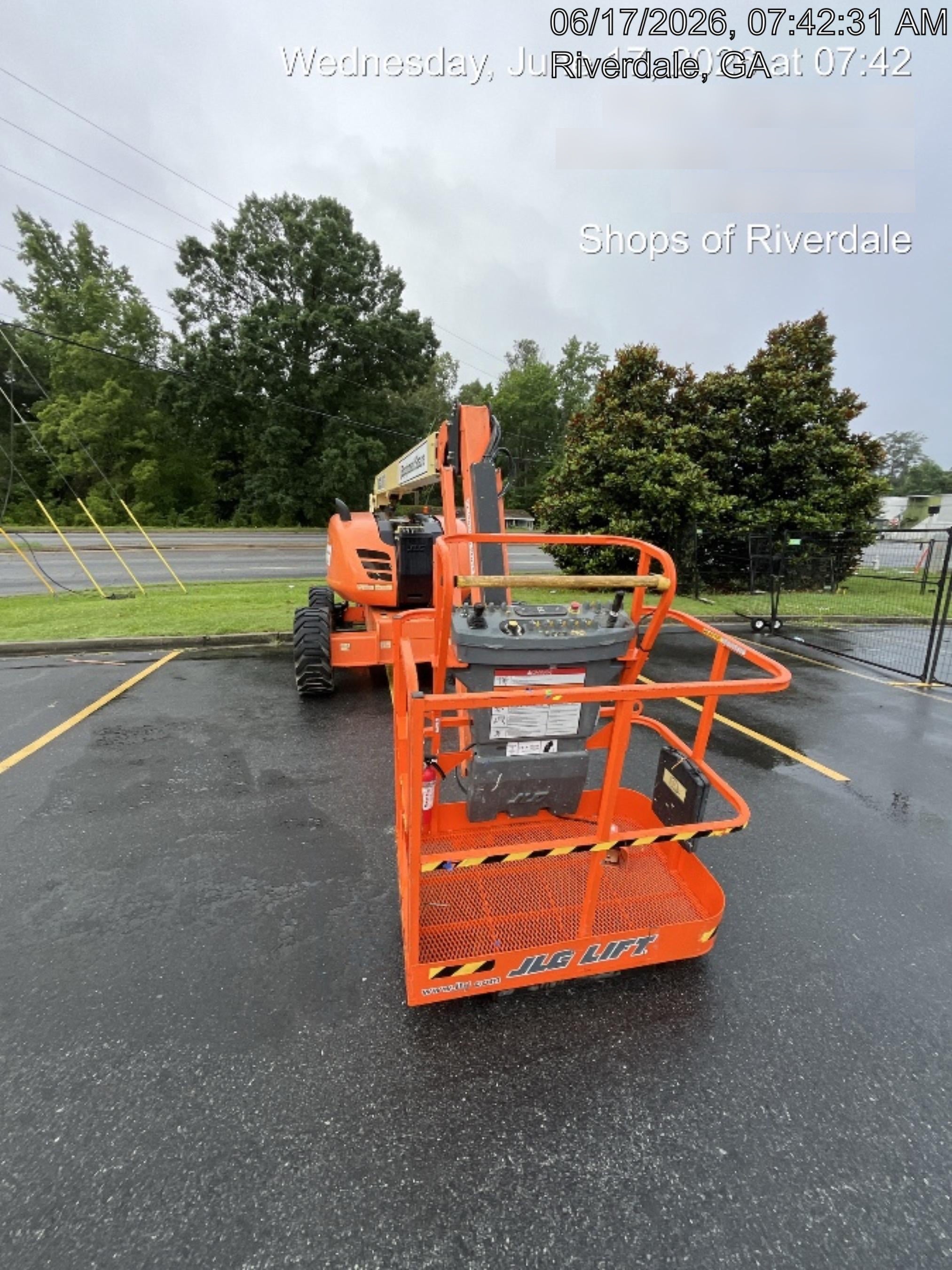 2019 JLG 600AJ