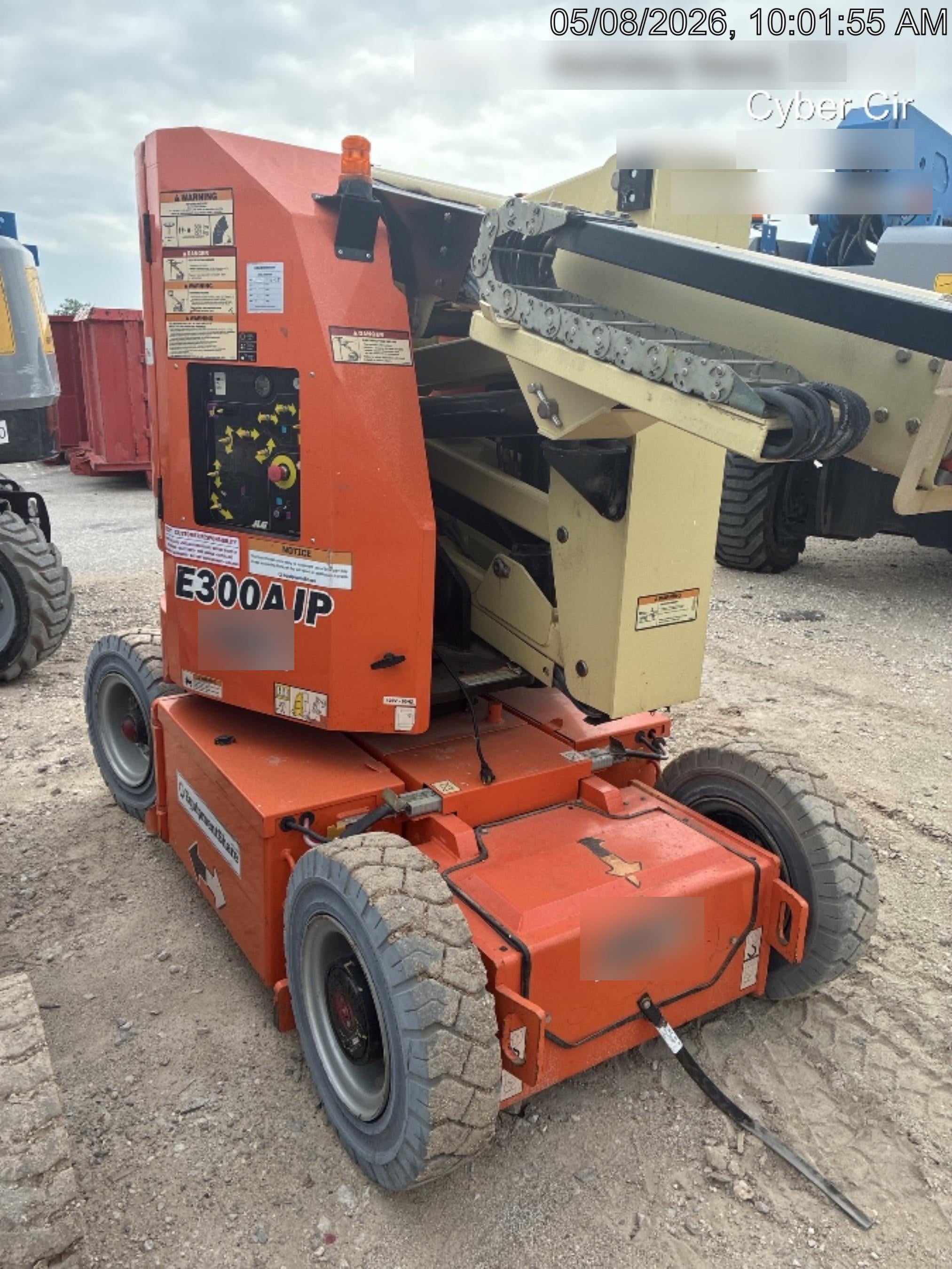 2019 JLG E300AJP
