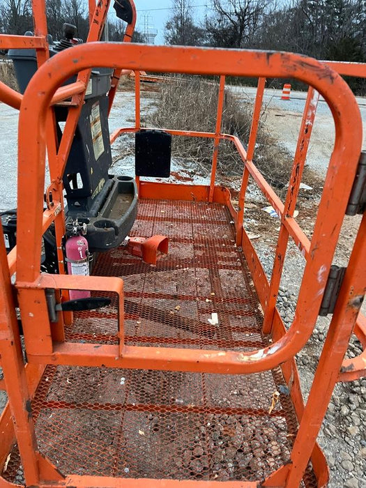 2020 JLG 400S