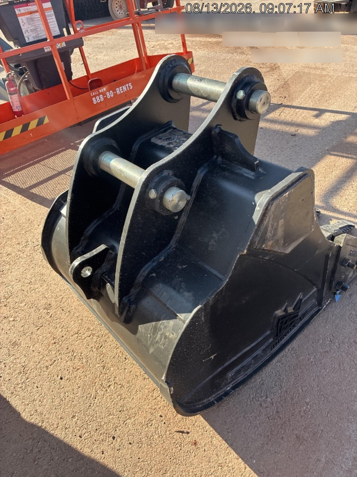 2026 RHINOX 36" Tooth Bucket - Rhinox