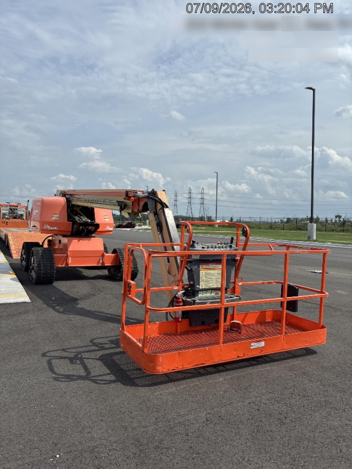 2022 JLG 660SJ Quad Track