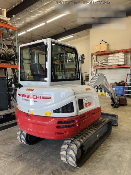 2024 TAKEUCHI TB240-CRA