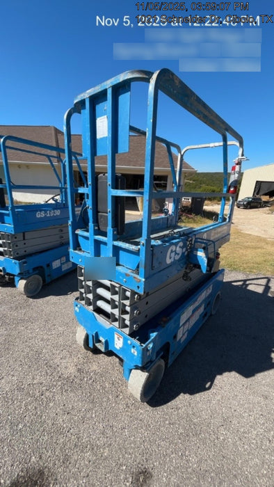 2019 Genie GS-1930 Fixed rails with chain Entry