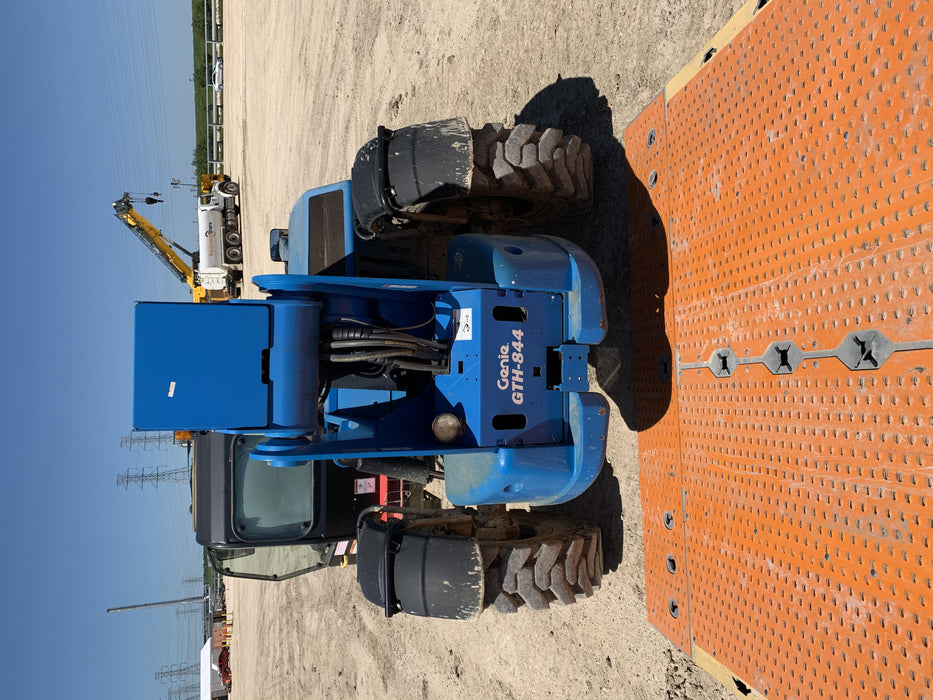 2018 Genie GTH-844 Genie GTH-844 w/Enclosed Cab w/HVAC, Work Lights, Solid Tires, Beacon, 60" Carriage and Forks